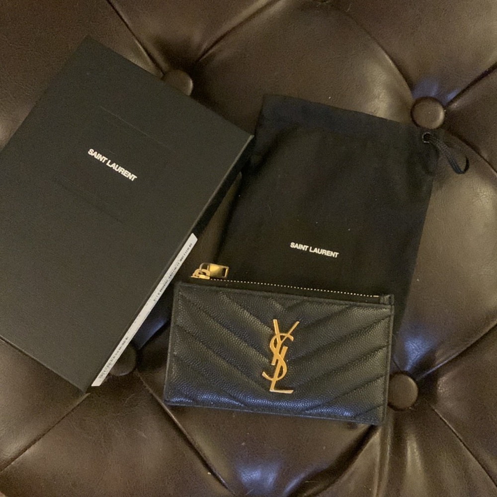 Ysl zippy card holder (Cassandra Matelasse fragments zip card holder)